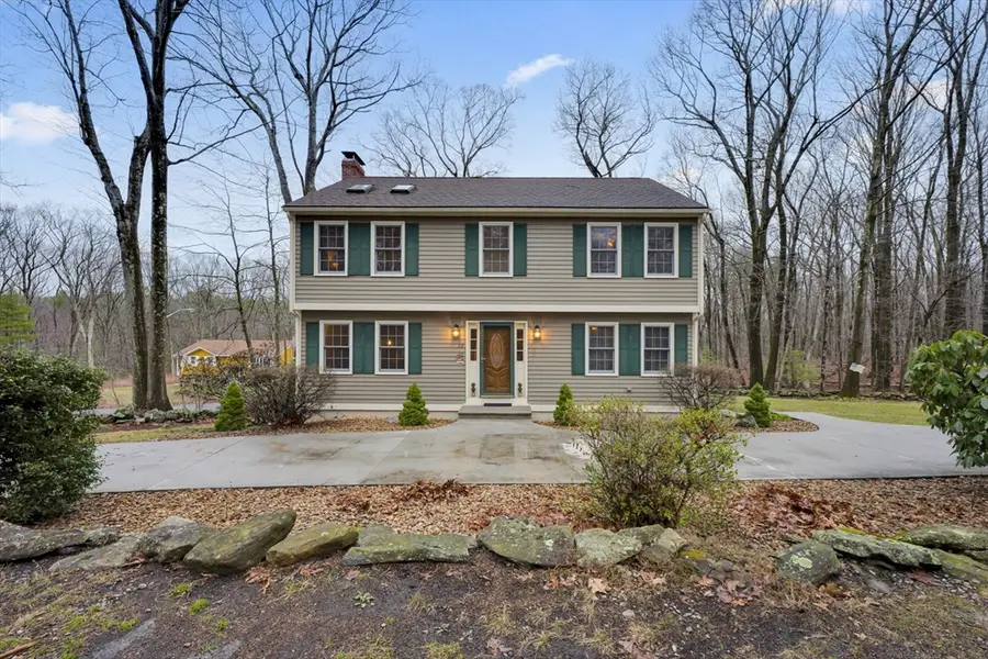 32 Sibley Rd, Sutton, MA 01590 - #2
