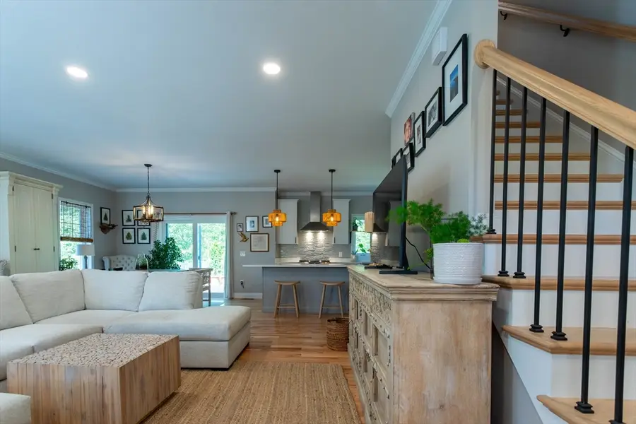 4 Swansom Rd, Swansea, MA 02777 - #3