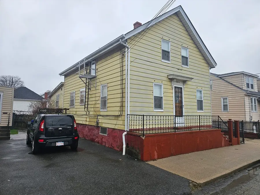 18 Carlisa Drive, Fall River, MA 02723 - #2