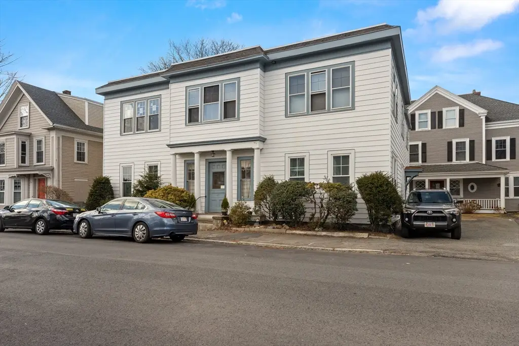 21 Thorndike St. #4, Beverly, MA 01915 - #1