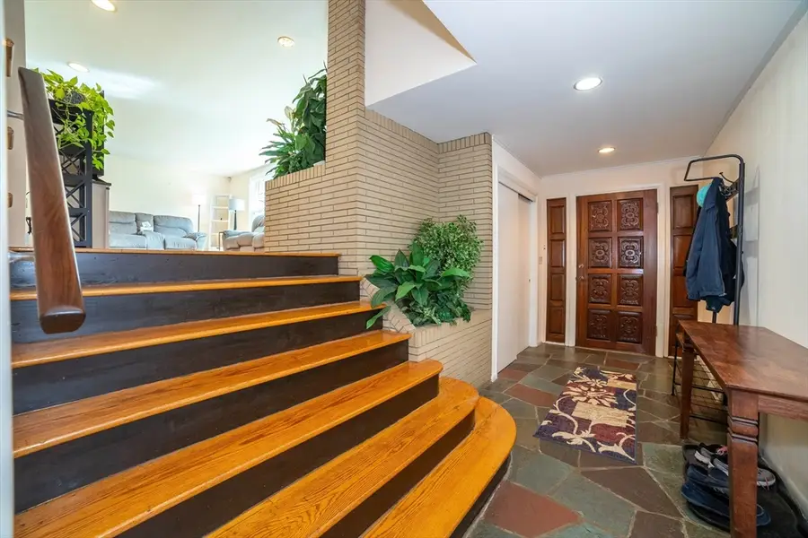 50 Valley Hill Drive, Worcester, MA 01602 - #2