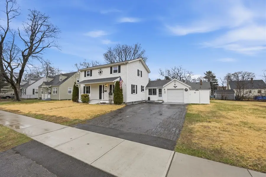 285 Breckwood Blvd, Springfield, MA 01109 - #2