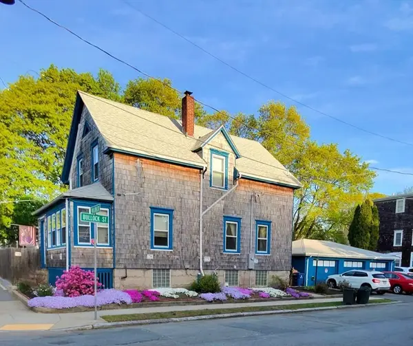 101 Willow St, New Bedford, MA 02740