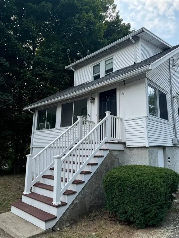 134 Sherman St, Quincy, MA 02170