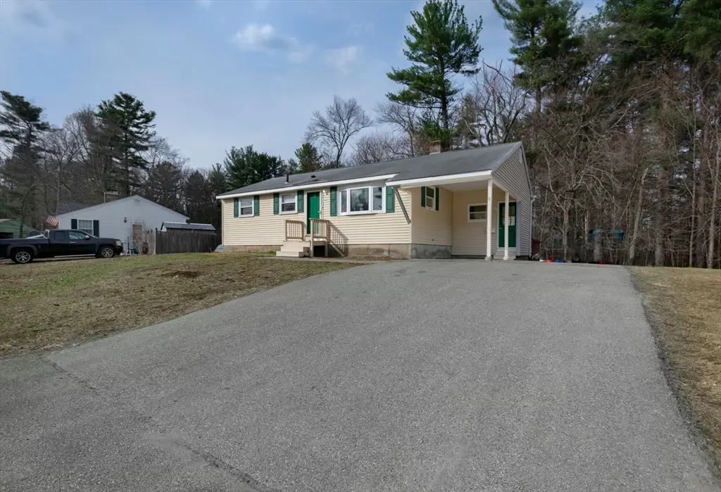 18 Brook St, Tewksbury, MA 01876 - #1
