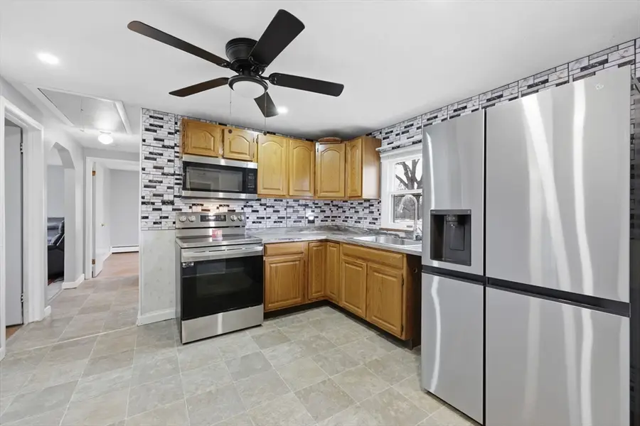 70 Warwick Rd, Chicopee, MA 01020 - #2