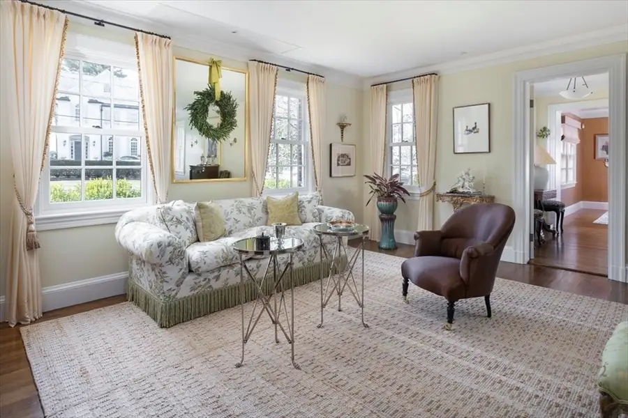 10 Clark Rd, Wellesley, MA 02481 - #2