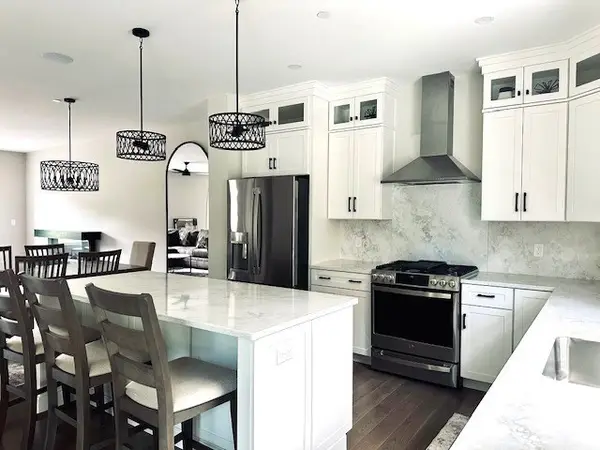 22 Elise Avenue #11, Londonderry, NH 03053