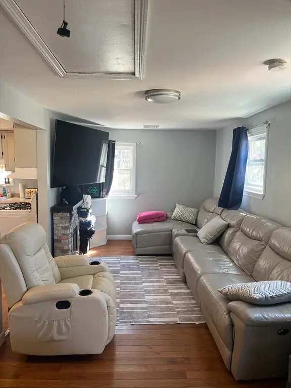 27 Morgan Rd, Holbrook, MA 02343 - #3