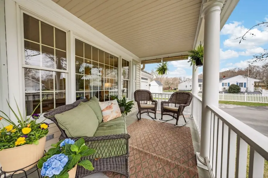 68 Merrimac St, Dartmouth, MA 02748 - #3