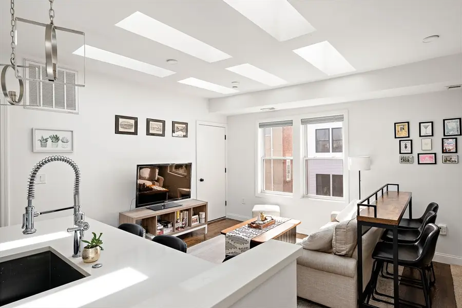 51 Havre St #3, Boston, MA 02128 - #3