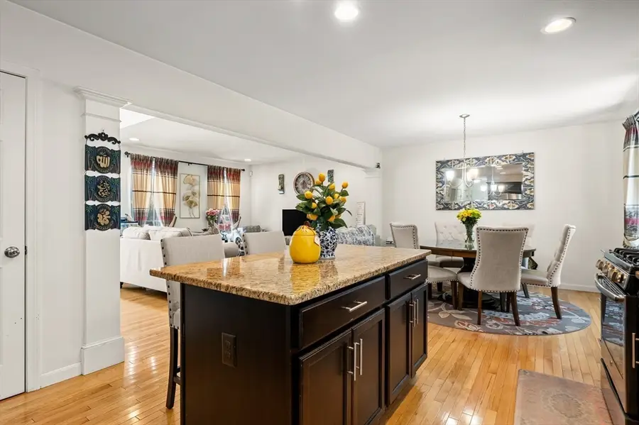 181 Tarkiln Pl, New Bedford, MA 02745 - #2