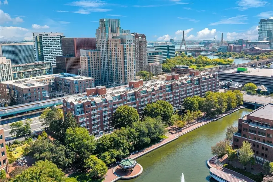 4 Canal Park #PH8, Cambridge, MA 02141 - #2