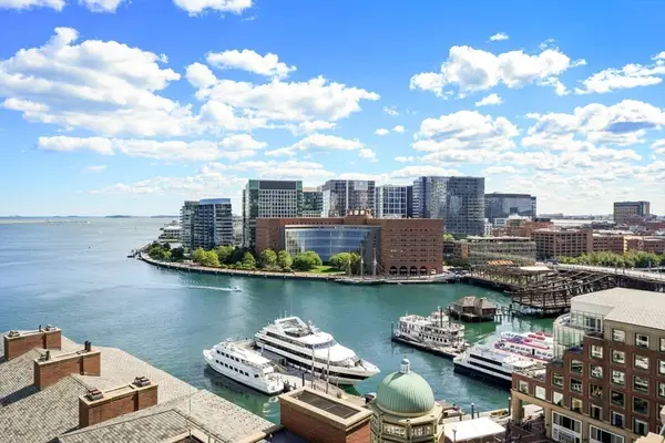 10 Rowes Wharf #1201, Boston, MA 02110