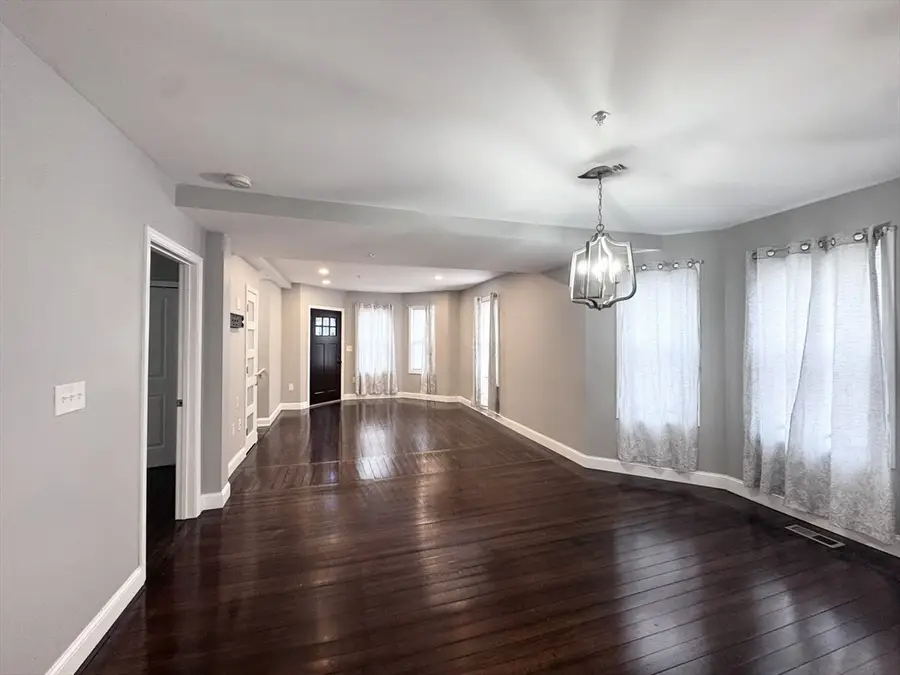 67 School St #1, Salem, MA 01970 - #3