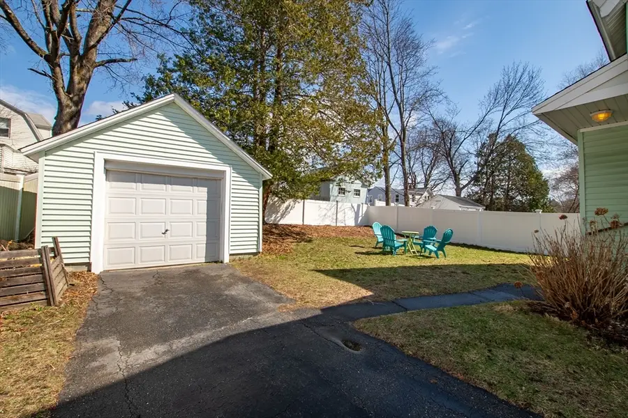 8 Harrison St, Maynard, MA 01754 - #2