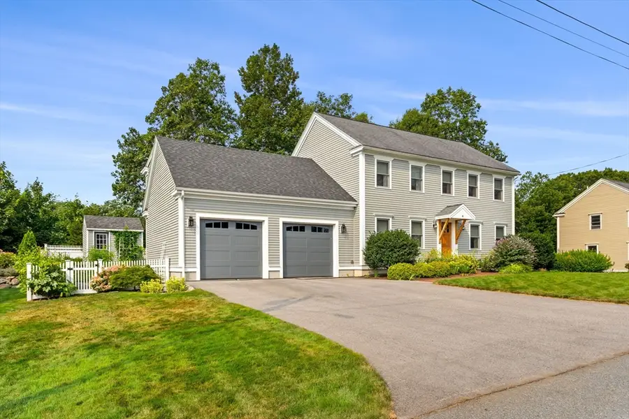 14 Merrill Ave, Amesbury, MA 01913 - #2
