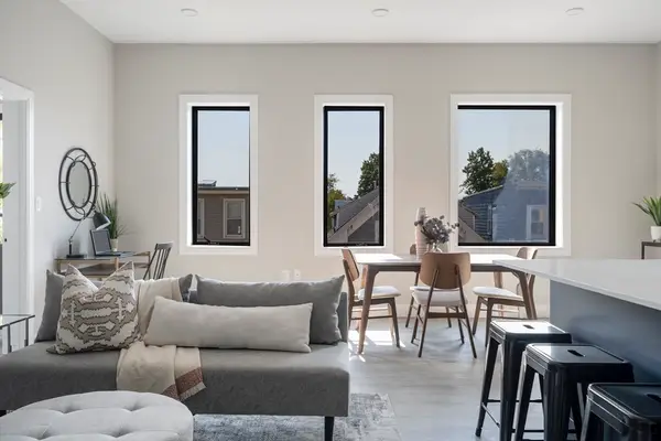 656 Saratoga #207, Boston, MA 02128