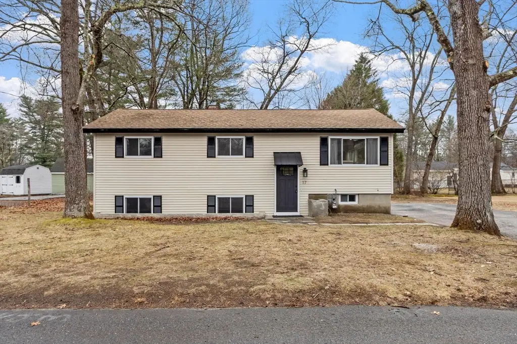 17 York Ave, Westford, MA 01886 - #1