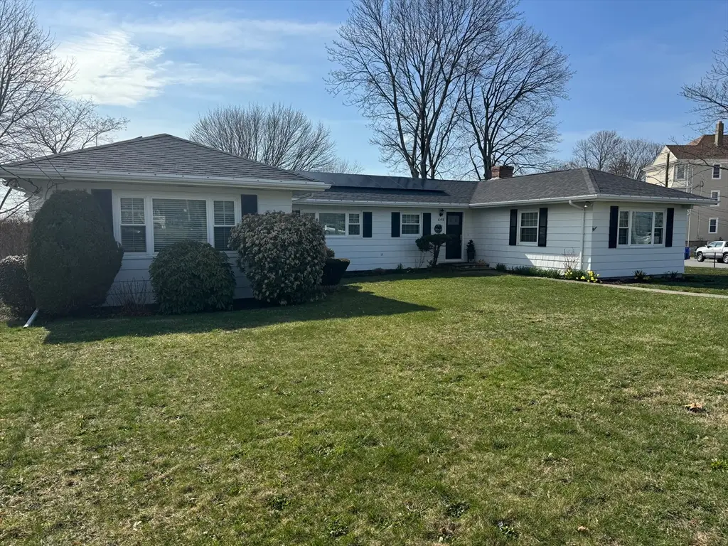 649 Stafford Rd, Fall River, MA 02721 - #1