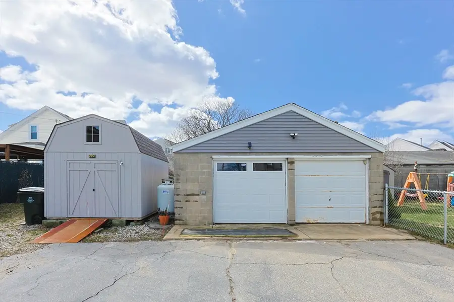 1417 Globe St, Fall River, MA 02721 - #3