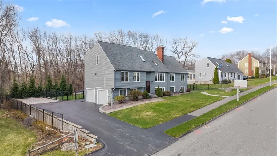 16 Flint Pond Rd, Worcester, MA 01604 - #3