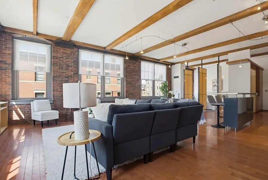 26 Stillman St #3-2, Boston, MA 02113 - #2