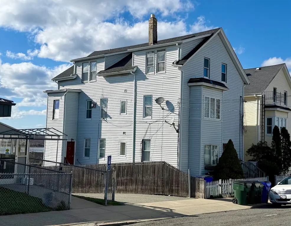 498 Durfee St, Fall River, MA 02720 - #1