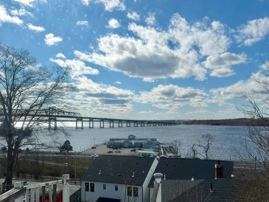 498 Durfee St, Fall River, MA 02720 - #3