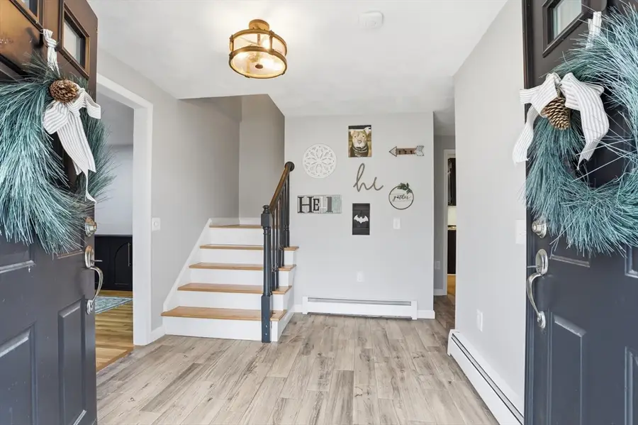 165 Townsend St, Pepperell, MA 01463 - #3