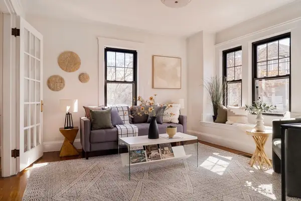 10 Washington Ave. #2, Waltham, MA 02453