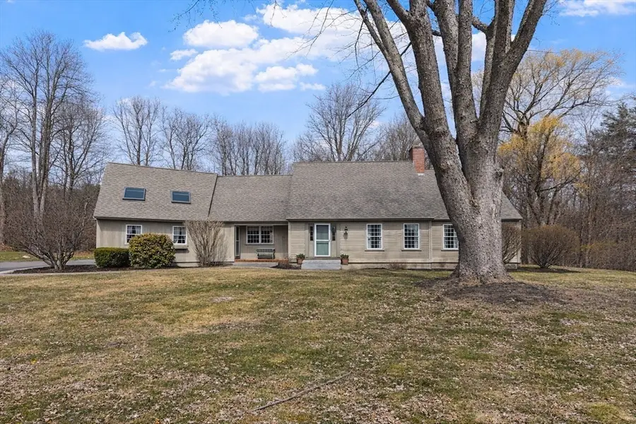 40 Pelham Dr, Fitchburg, MA 01420 - #2