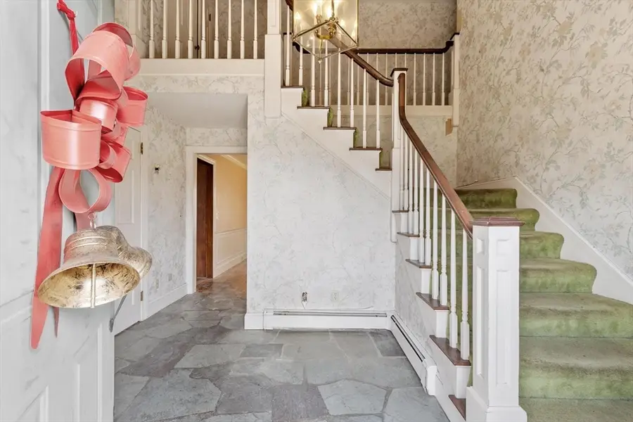 40 Pelham Dr, Fitchburg, MA 01420 - #3