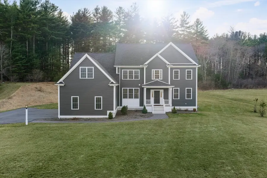 34 Beech St, Millis, MA 02054 - #3