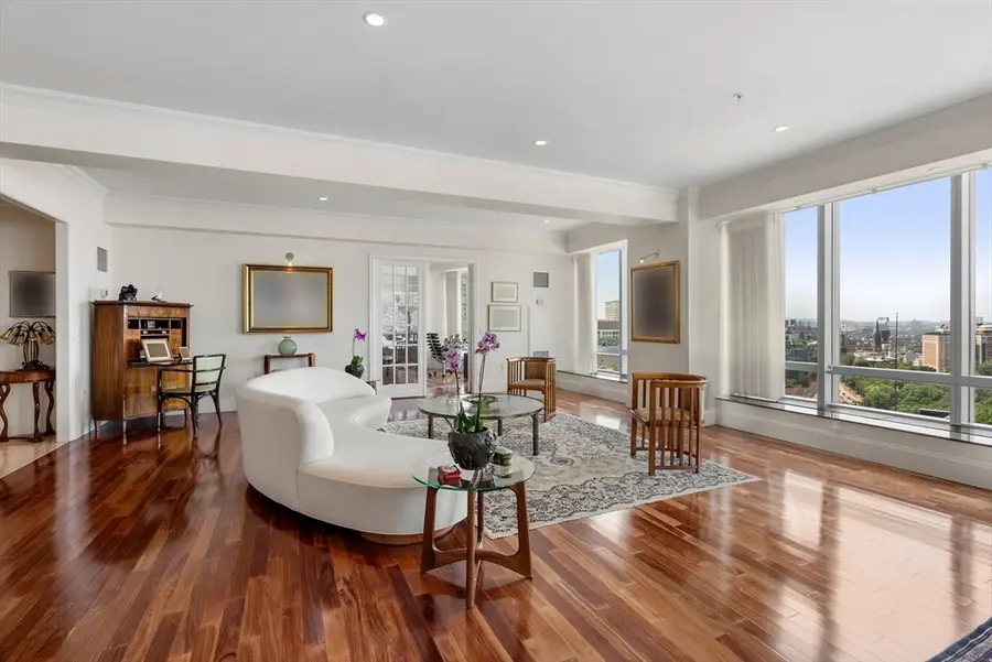 2 Avery Street #21E, Boston, MA 02111 - #2