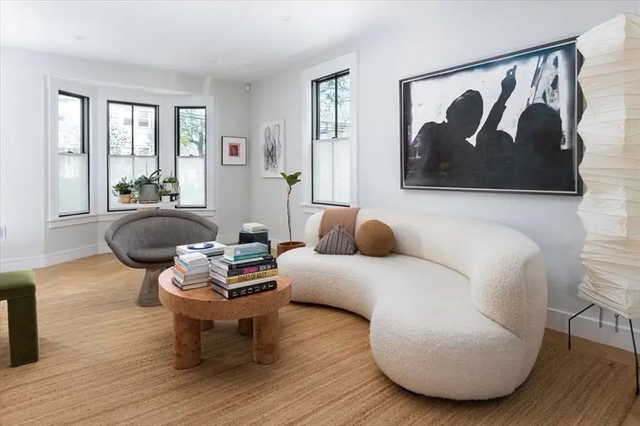 112 Holworthy Street, Cambridge, MA 02138 - #3