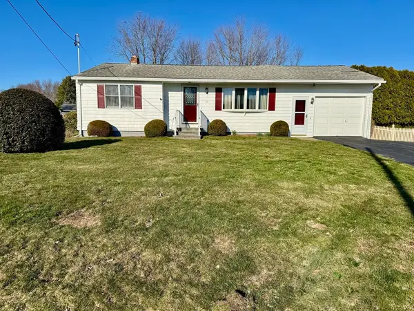 33 Whalon Ave, Swansea, MA 02777