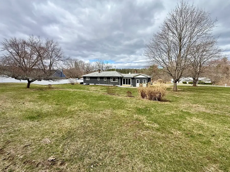 213 River St, Palmer, MA 01069 - #3