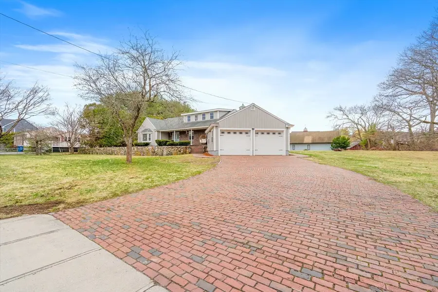 8 Crescent St., Tewksbury, MA 01876 - #2