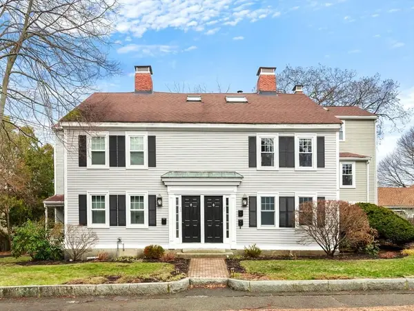 71 Conant St #3, Beverly, MA 01915