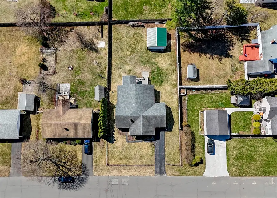 5 Helm St, South Hadley, MA 01075 - #2