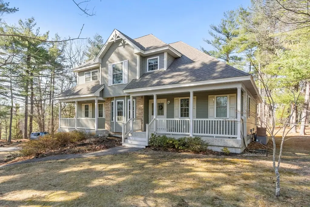 60 Redstone Hill Rd, Sterling, MA 01564 - #1
