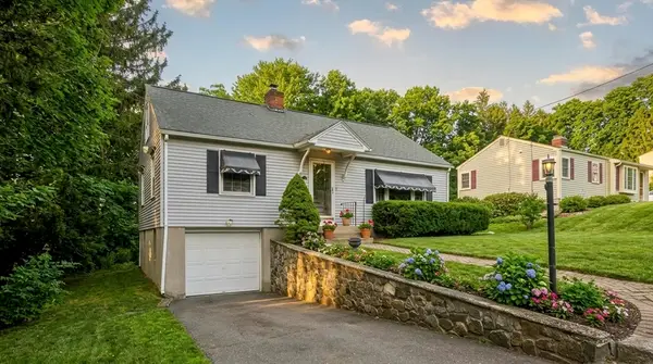 18 Burt Ave, East Longmeadow, MA 01028