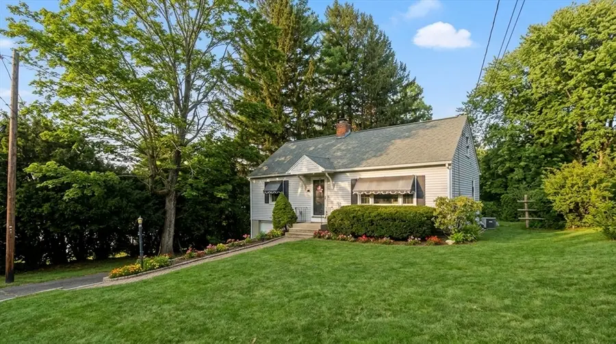 18 Burt Ave, East Longmeadow, MA 01028 - #2