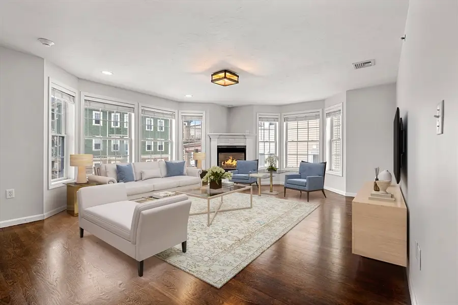 10 Saco St #5, Boston, MA 02122 - #2