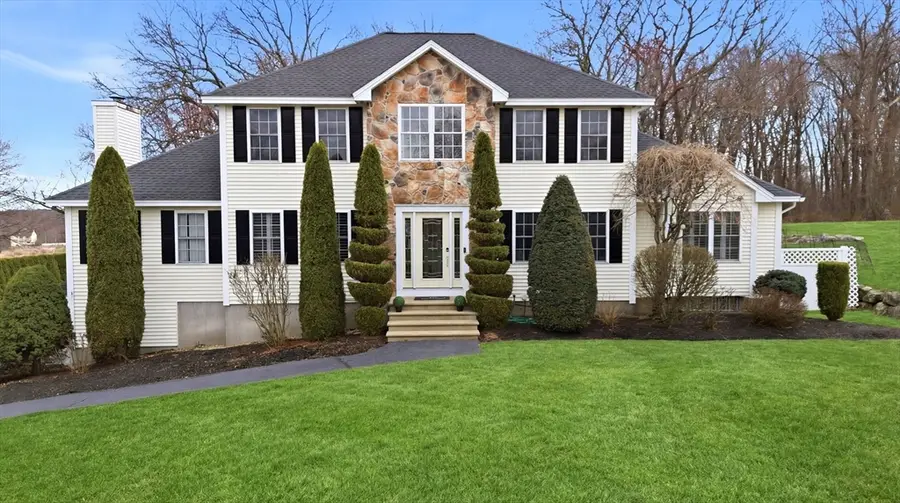 23 Carle Dr, Dracut, MA 01826 - #2