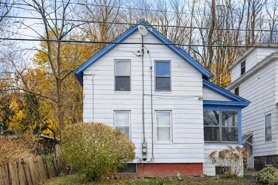 175 Hope St, Greenfield, MA 01301 - #3