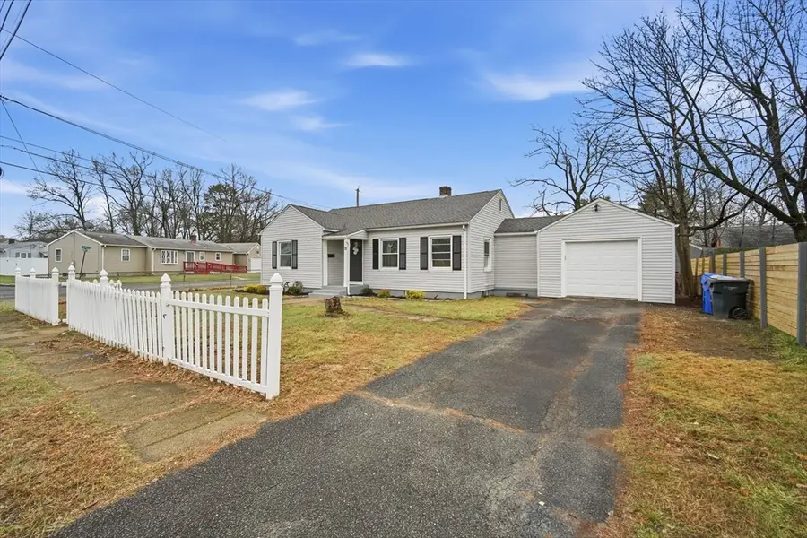 78 W Bay Path Terrace, Springfield, MA 01109 - #3