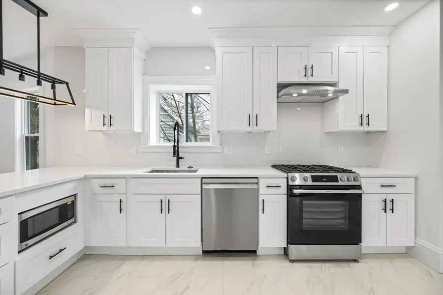 10 Beech St #3, Cambridge, MA 02140 - #2