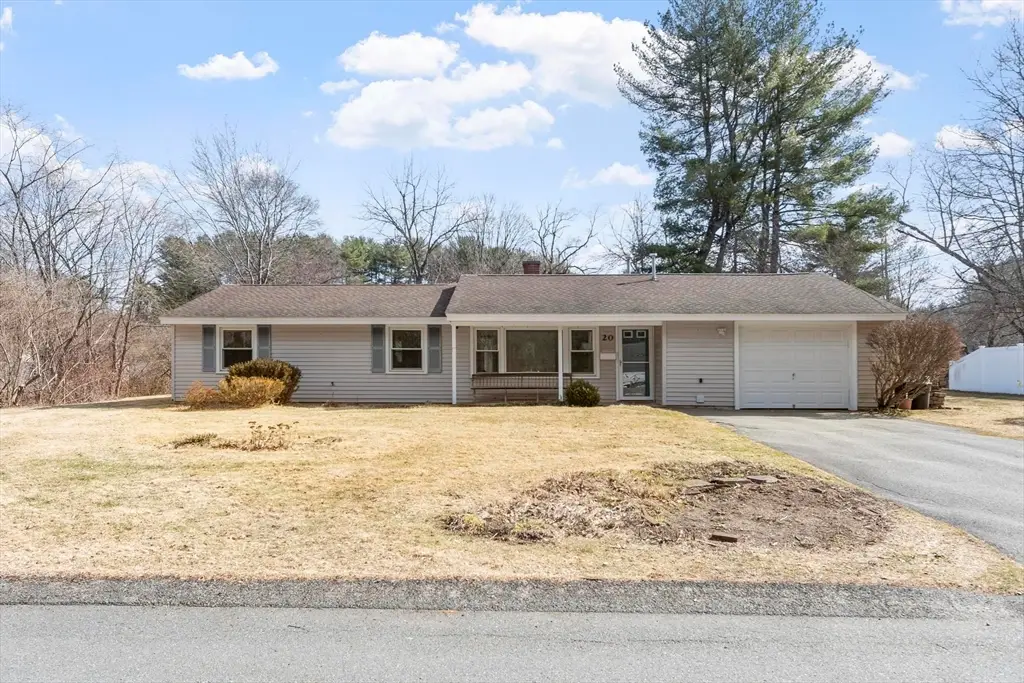 20 Donna Rd, Chelmsford, MA 01824 - #1